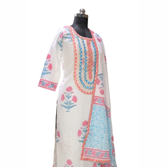 Kurti and Churidar - Image 2